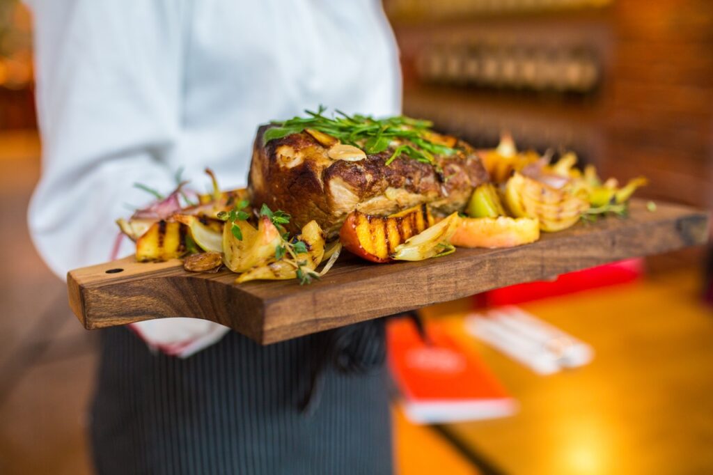 طزر تهیه آش رشته محلی